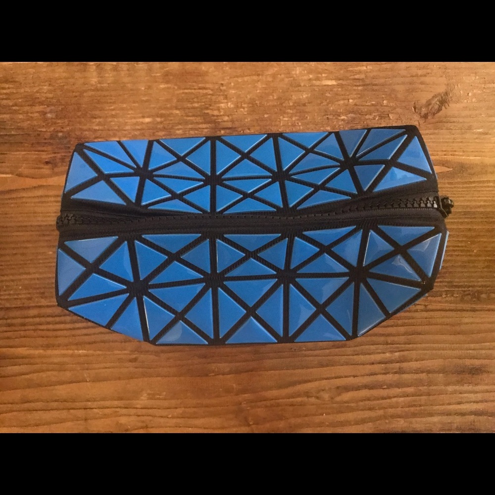 Travel, makeup blue geo bag with wrist strap